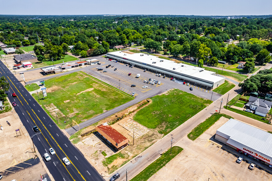 800 East St, Texarkana, AR en alquiler - Vídeo de anuncio comercial - Imagen 2 de 41