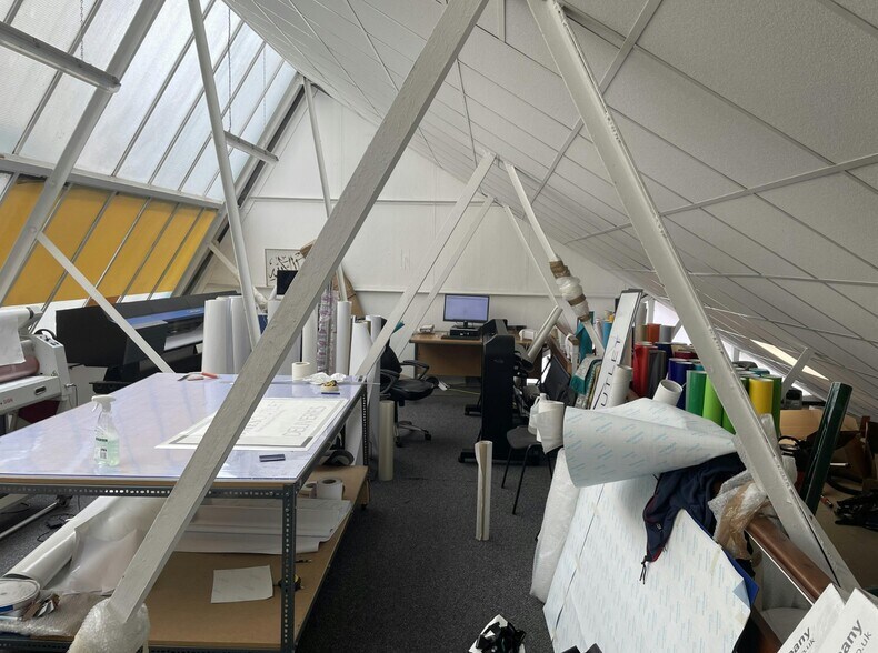 17 Cumberland Ave, London en alquiler - Foto del interior - Imagen 2 de 2