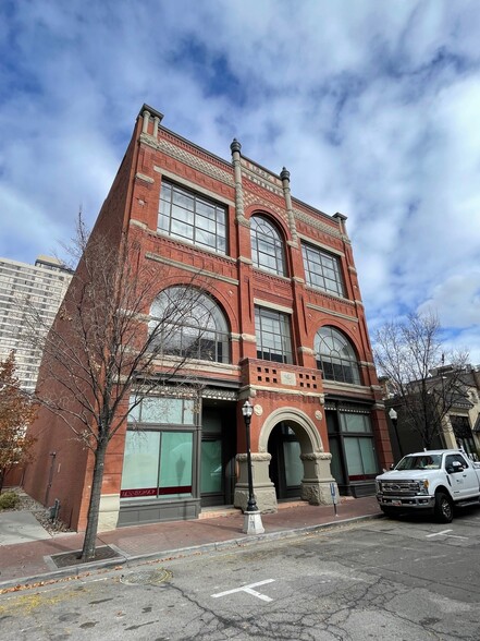 26-40 W Market St, Salt Lake City, UT en alquiler - Foto del edificio - Imagen 2 de 2