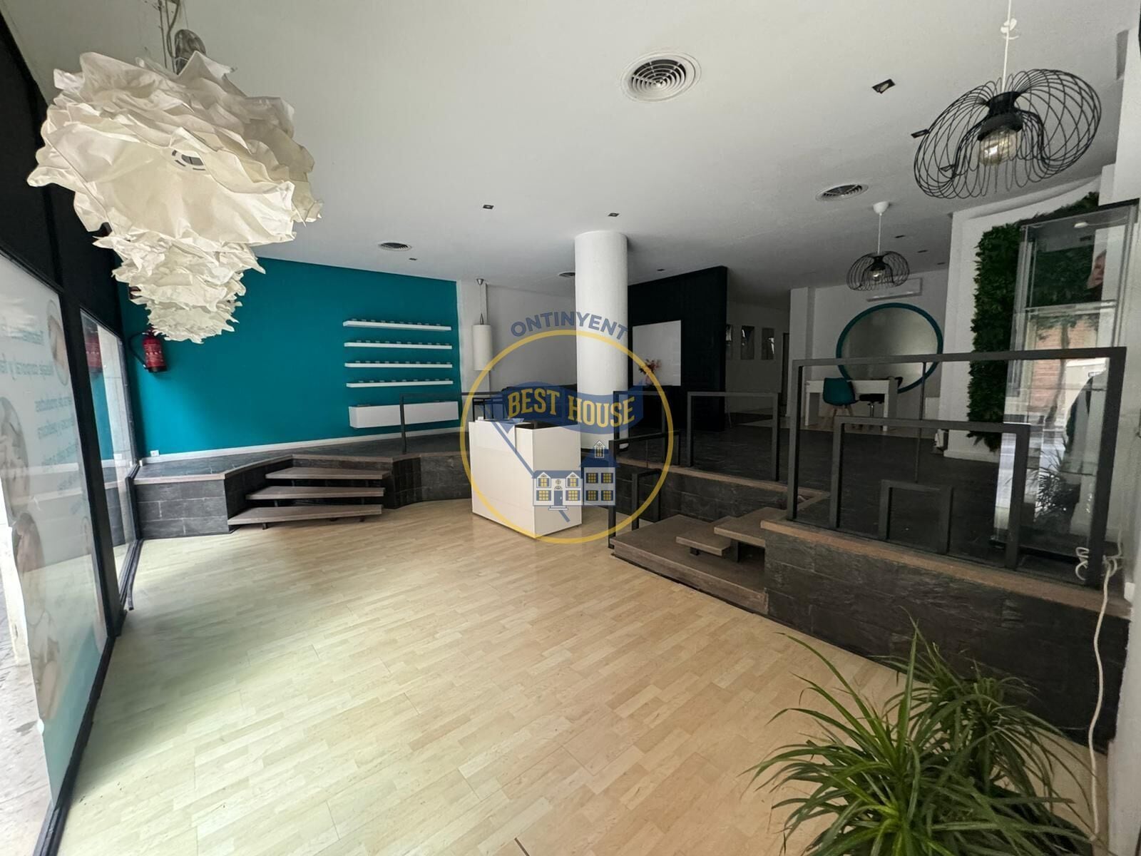 Local en Ontinyent, Valencia en venta Foto principal- Imagen 1 de 11