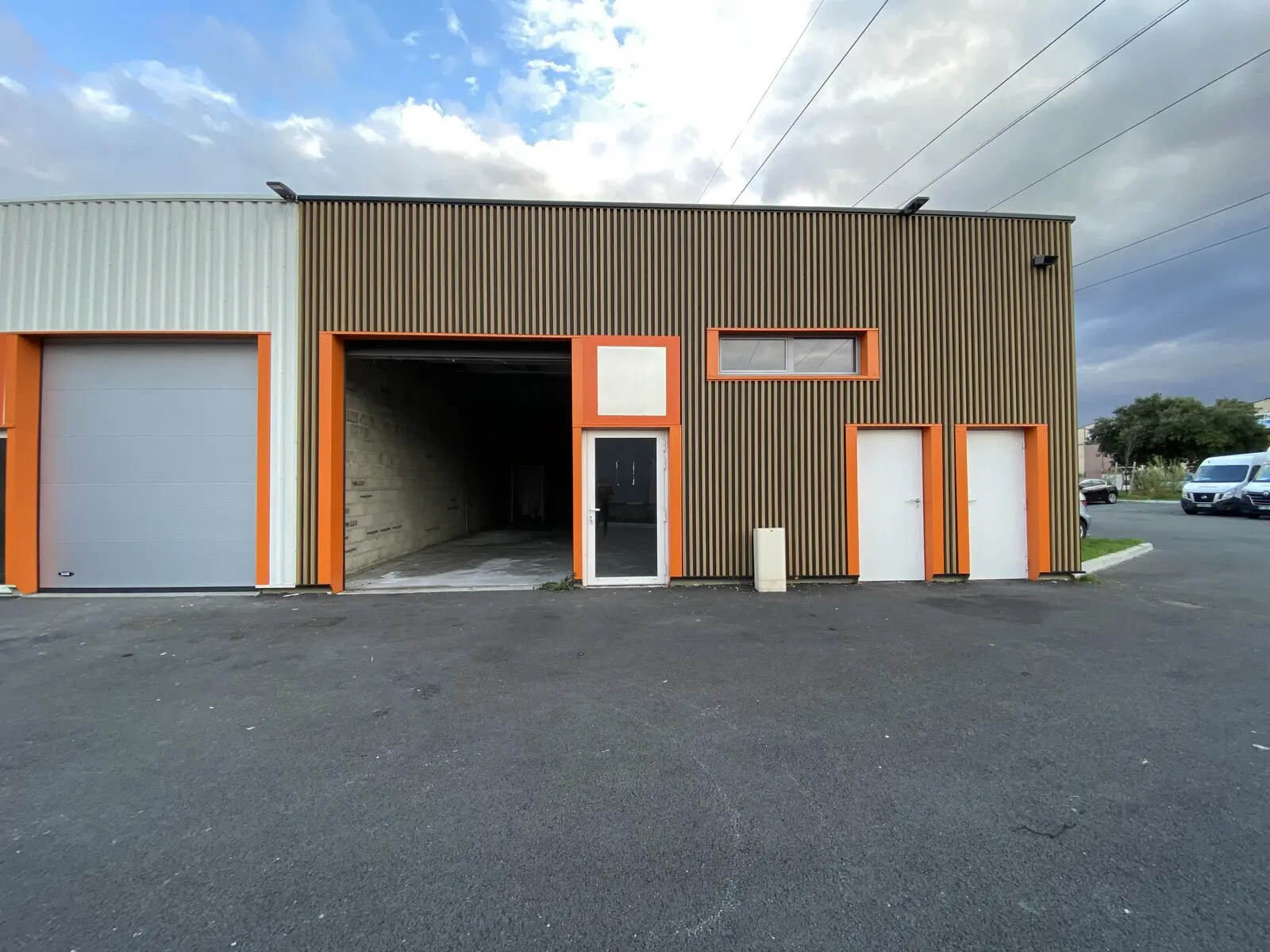 3 Rue Des Frères Lumière, Carbon-Blanc en venta Foto del edificio- Imagen 1 de 5