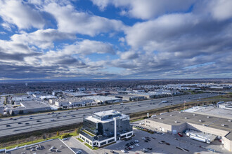 400 Applewood Cres, Vaughan, ON - VISTA AÉREA  vista de mapa - Image1