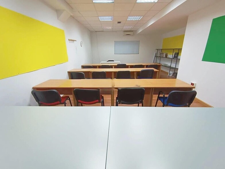 Local en Salamanca en venta - Foto del edificio - Imagen 2 de 23