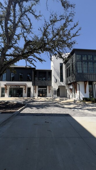 7575 Jefferson Hwy, Baton Rouge, LA en alquiler - Foto del edificio - Imagen 1 de 16