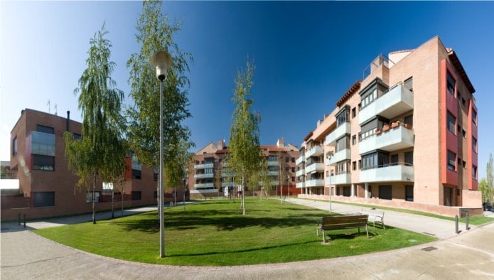 Edificio residencial en Vic, Barcelona en venta - Foto del edificio - Imagen 2 de 13