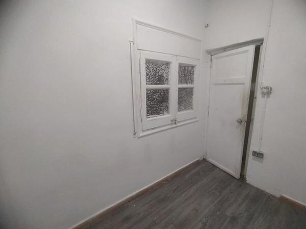 Barcelona, BAR 08024 -  -  - Foto del interior - Image 1 of 10