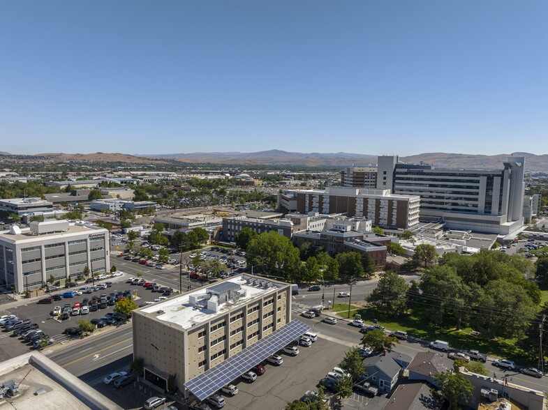 890 Mill St, Reno, NV en alquiler - Foto del edificio - Imagen 2 de 18