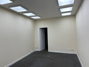 121 Main St, Prestwick en alquiler Foto del interior- Imagen 1 de 2