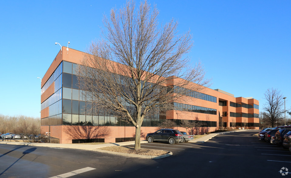 2780 Airport Dr, Columbus, OH en alquiler - Foto del edificio - Imagen 2 de 5