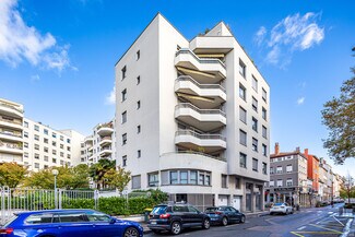 Más detalles de 6-10 Rue Des Emeraudes, Lyon - Oficina en venta