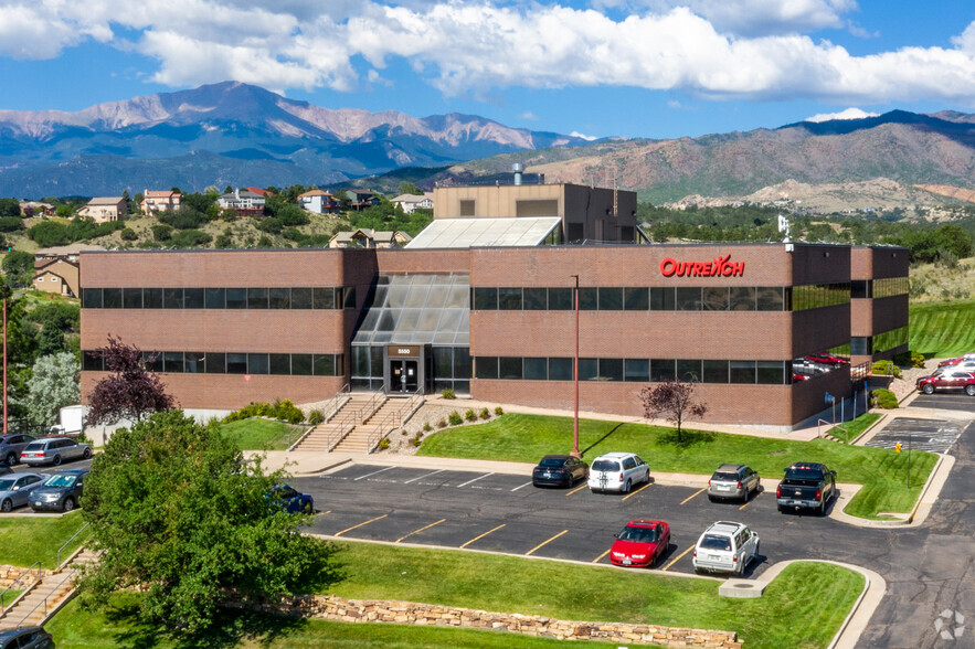 5550 Tech Center Dr, Colorado Springs, CO en alquiler - Foto del edificio - Imagen 1 de 11