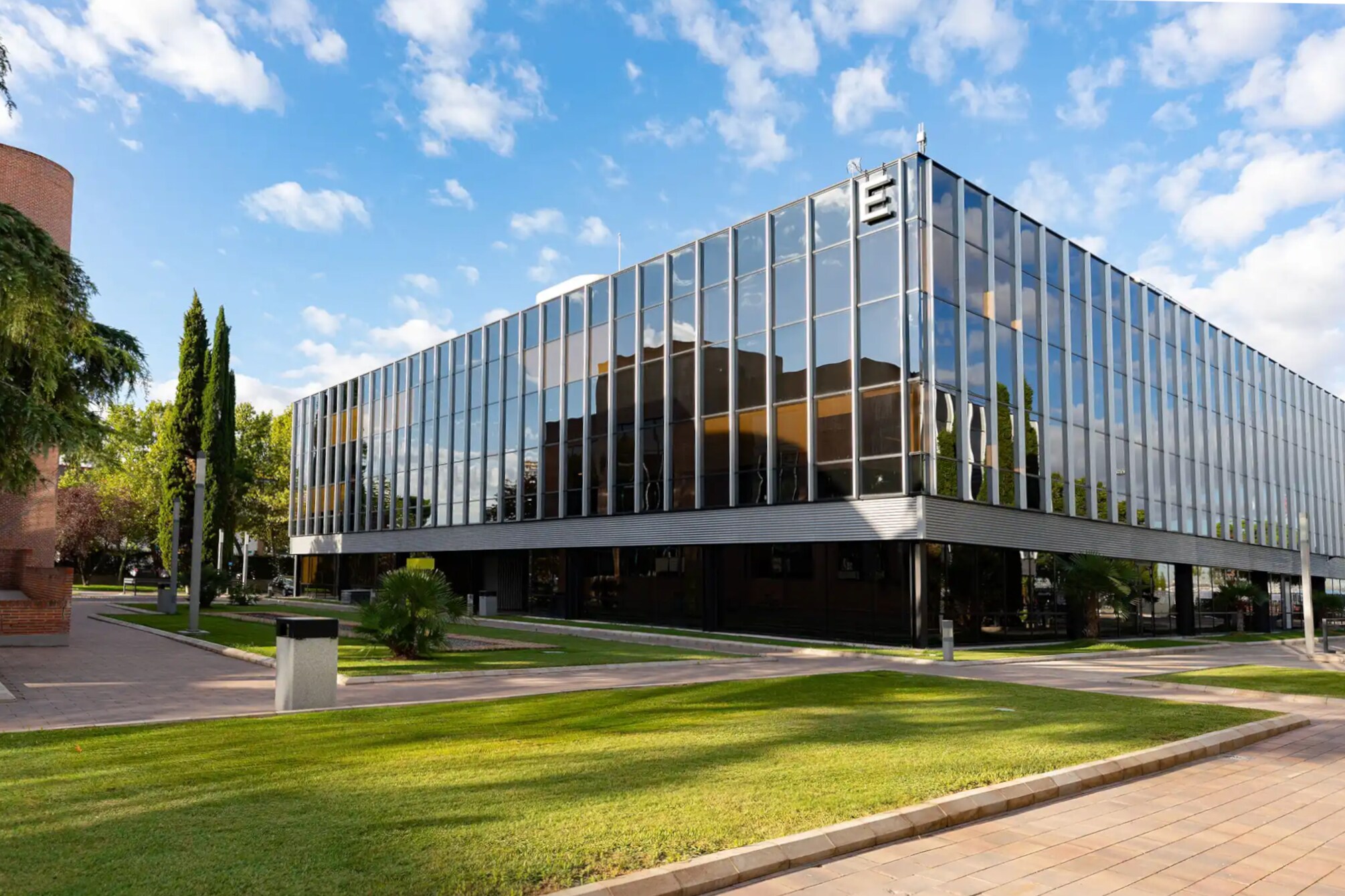 Calle Sierra de Guadarrama, 3, San Fernando de Henares, Madrid en alquiler Foto principal- Imagen 1 de 3