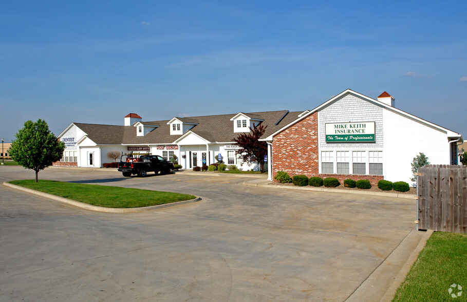 107-119 Bradford Ln, Belton, MO en alquiler - Foto del edificio - Imagen 2 de 8