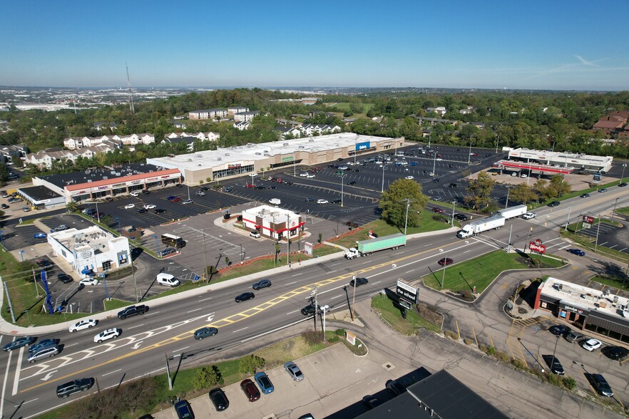 11957 US-42, Sharonville, OH en alquiler - Foto del edificio - Imagen 2 de 5