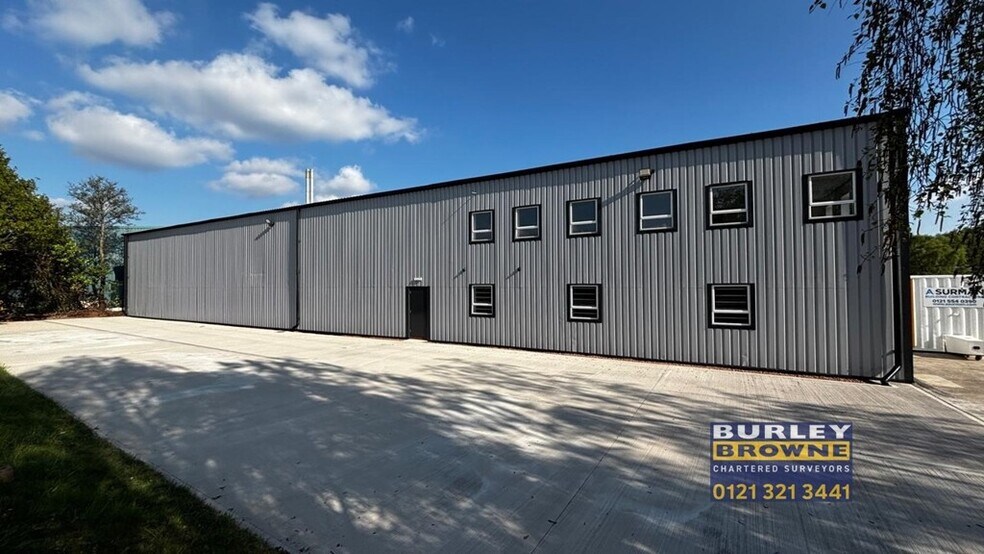 Aspley Close, Wolverhampton en alquiler - Foto del edificio - Imagen 1 de 5