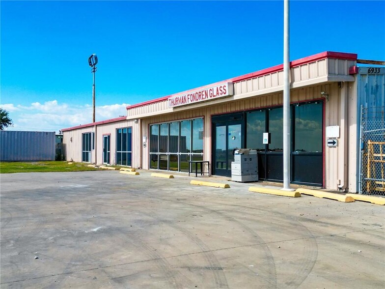 6933 Weber Rd, Corpus Christi, TX en venta - Foto del edificio - Imagen 2 de 39