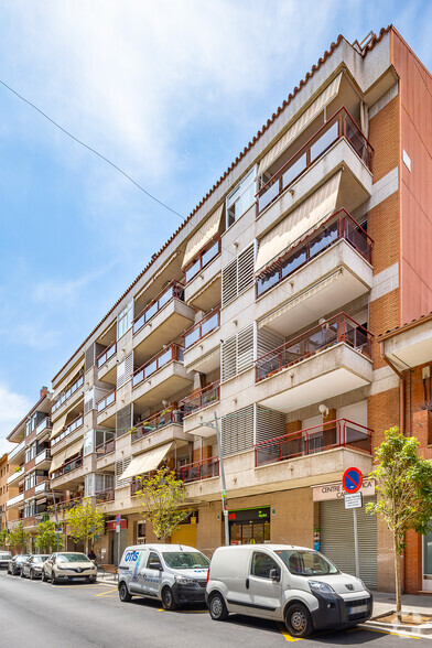 Locales en Ripollet, BAR en alquiler - Foto del edificio - Imagen 2 de 3