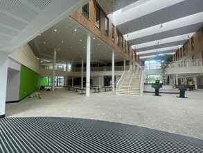 Pentre Awel, Llanelli en alquiler Vestíbulo- Imagen 1 de 9