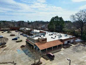 1625 E County Line Rd, Jackson, MS en alquiler Foto del edificio- Imagen 2 de 3