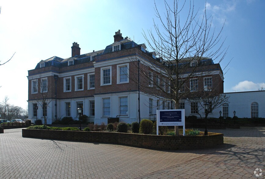 14 Windsor Rd, Maidenhead en venta - Foto del edificio - Imagen 2 de 6