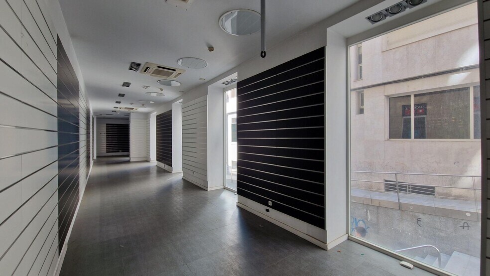 Local en Ourense en alquiler - Foto del edificio - Imagen 2 de 12