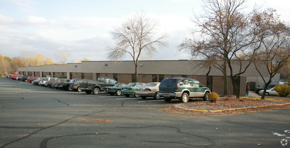 15225-15305 Minnetonka Blvd, Minnetonka, MN en alquiler - Foto del edificio - Imagen 3 de 13