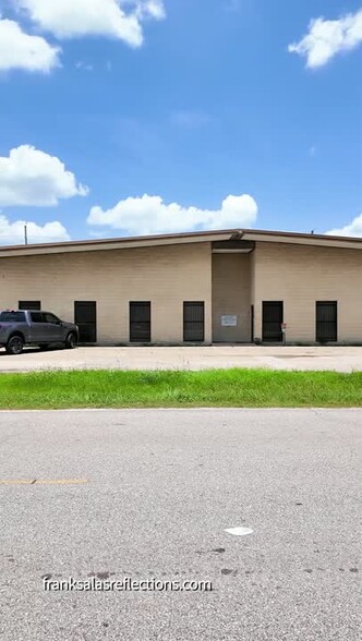 9140 Meadow Vista Blvd, Houston, TX en alquiler - Vídeo de anuncio comercial - Imagen 2 de 20