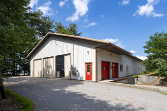 Más detalles para 12 Grays Ln, Biddeford, ME - Naves en alquiler