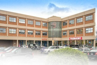 Más detalles de 1641 Hillside Ave, Victoria, BC - Oficina en venta