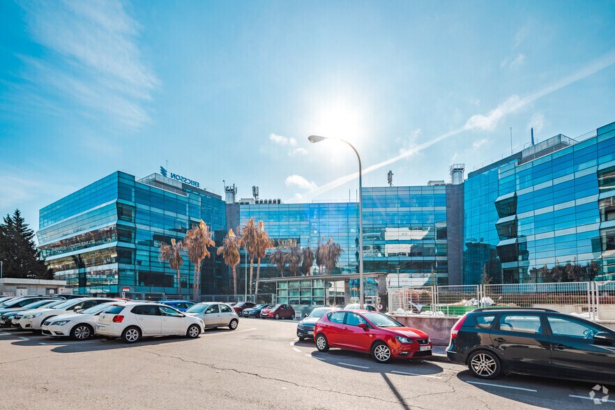 Calle Vía de los Poblados, 13, Madrid, Madrid en alquiler - Foto del edificio - Imagen 3 de 6