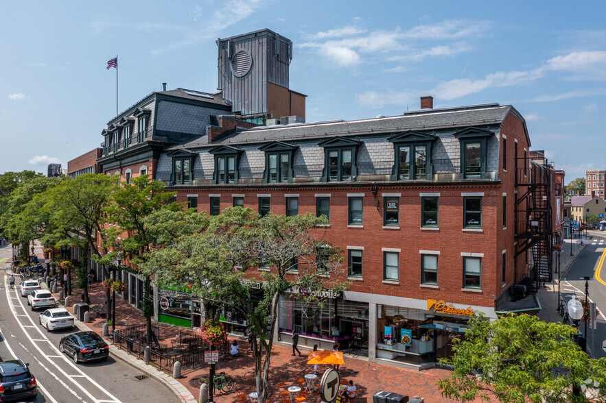 1430 Massachusetts Ave, Cambridge, MA en alquiler - Foto del edificio - Imagen 2 de 19