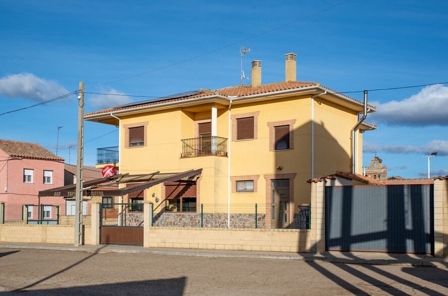 Local en Revellinos, Zamora en venta - Foto del edificio - Imagen 2 de 21