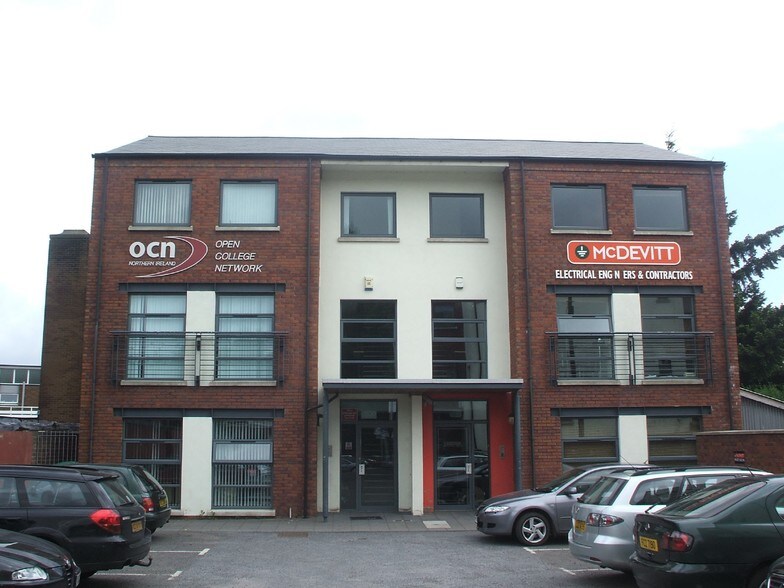 212-218 Upper Newtownards Rd, Belfast en alquiler - Foto principal - Imagen 1 de 3