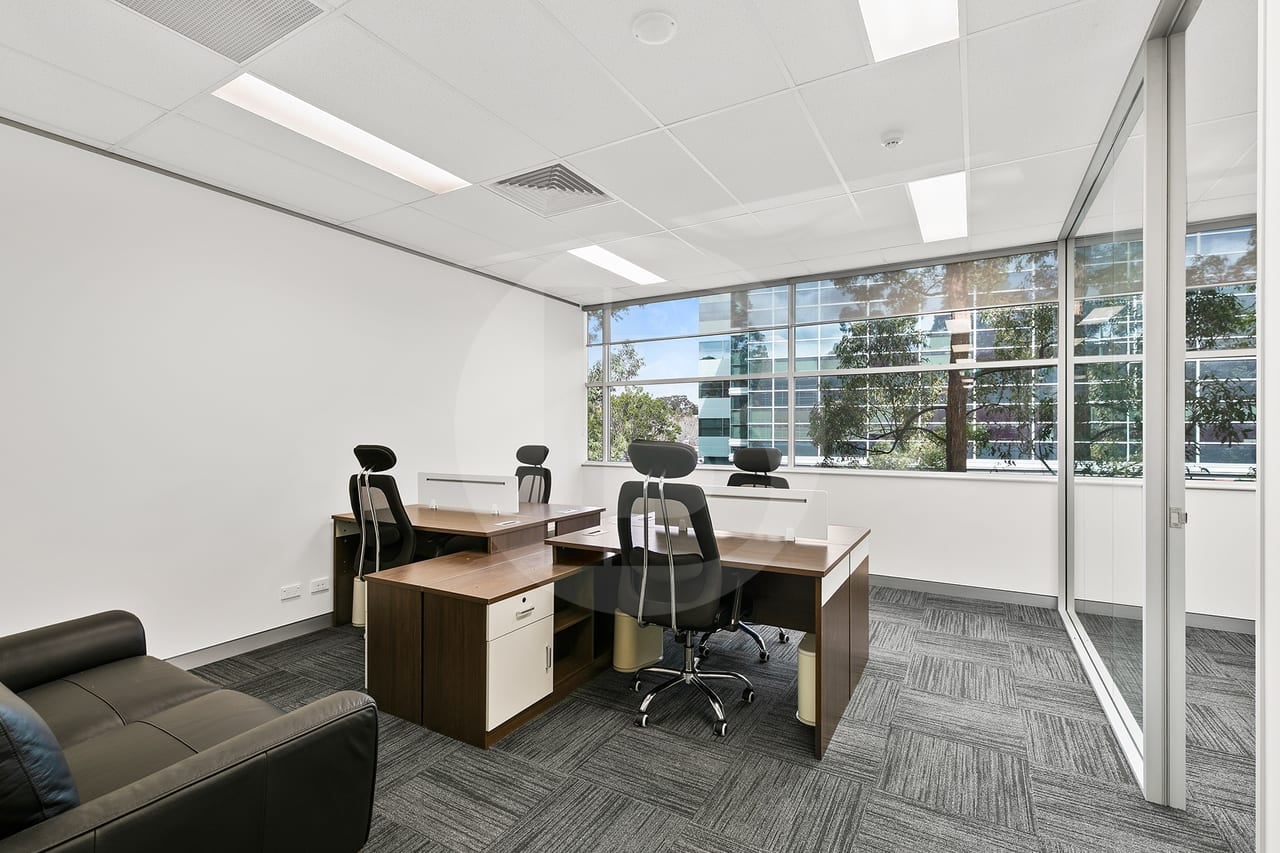 25-27 Solent Cct, Norwest, NSW 2153 - Unidad 107 - - Foto del interior - Image 2 of 2