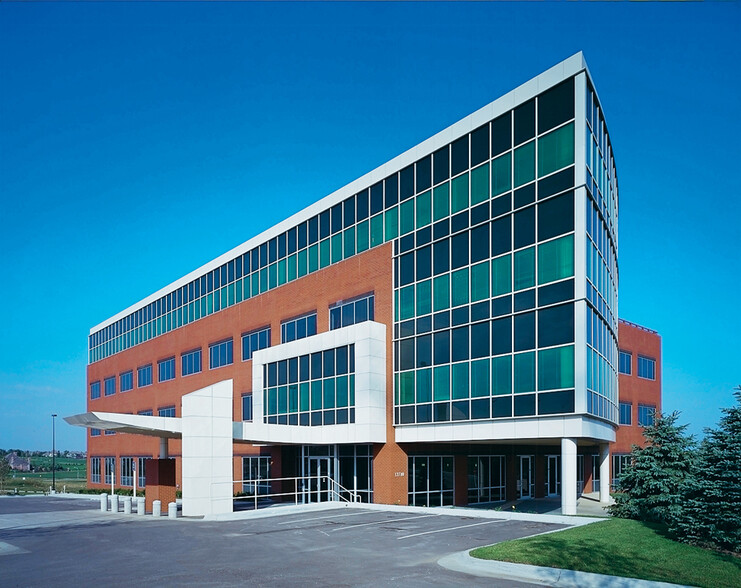 13710 FNB Pky, Omaha, NE en alquiler - Foto del edificio - Imagen 1 de 13