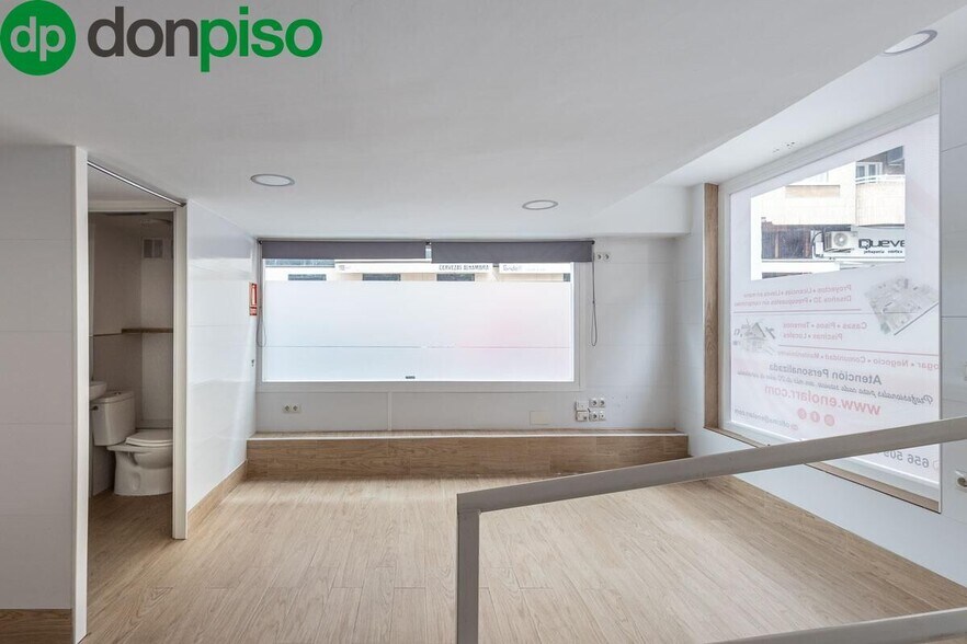 Calle Martín Bohorquez, Granada, Granada en venta - Foto del interior - Imagen 3 de 13
