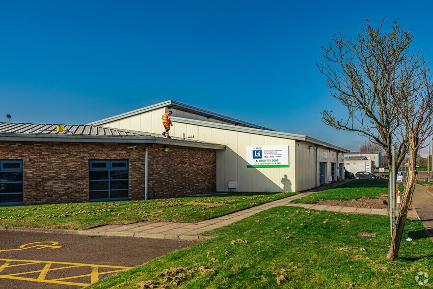 Inchmuir Rd, Bathgate en alquiler - Foto del edificio - Imagen 3 de 3