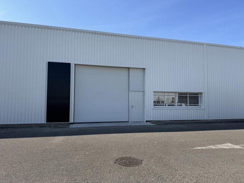 Flex en Reyrieux en alquiler - Foto del edificio - Imagen 1 de 5