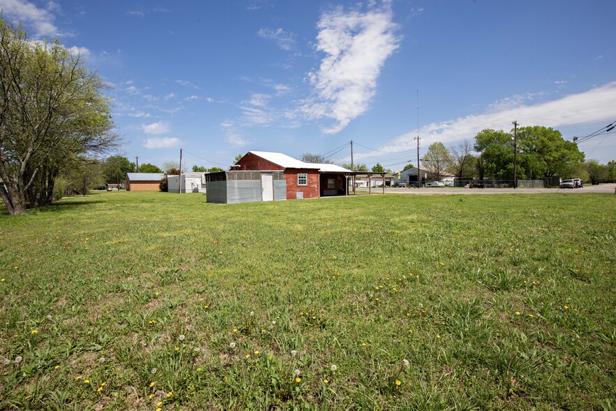 97 N Main, Bailey, TX en venta - Foto principal - Imagen 1 de 24