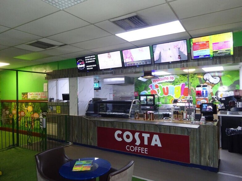 7 Milburn Rd, Ashington en venta - Foto del edificio - Imagen 2 de 13