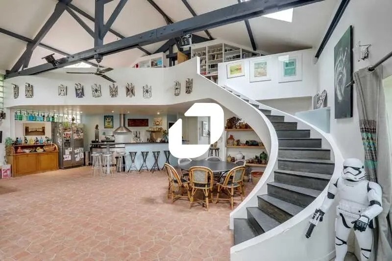 11 Rue De La Gare, Cachan, VDM 94230 -  -  - Foto del interior - Image 1 of 4