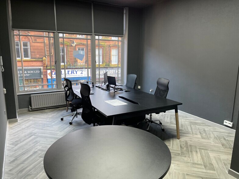 49 John Finnie St, Kilmarnock en alquiler - Foto del edificio - Imagen 2 de 10