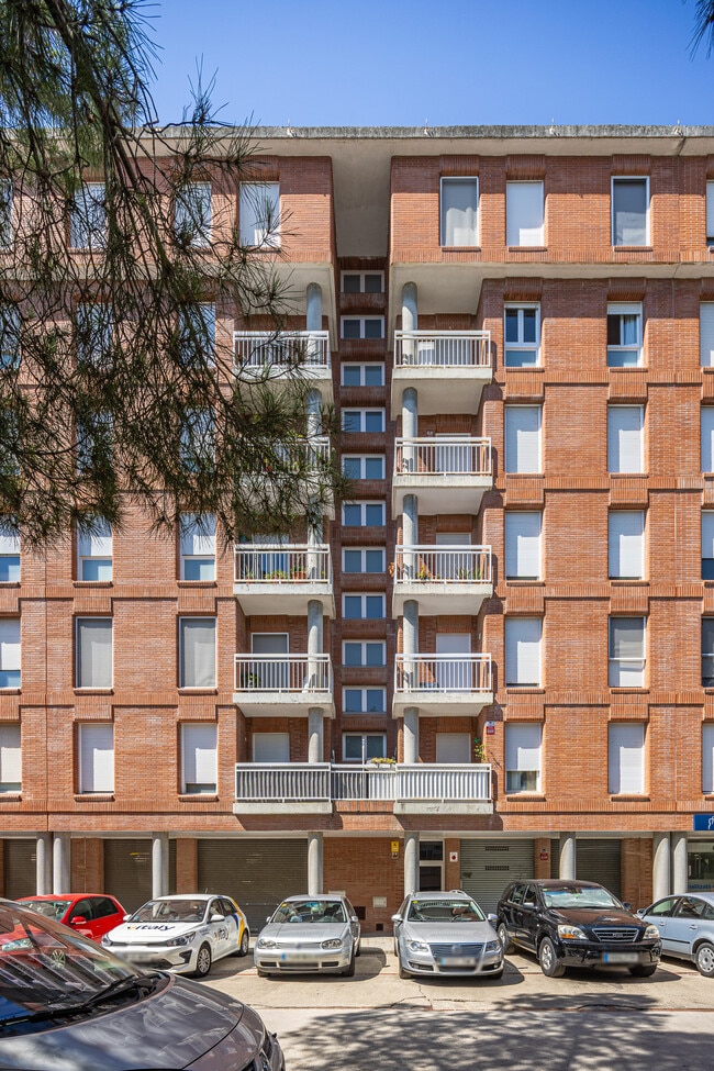 Más detalles de Avenida Vilanova del Cami, 2, Igualada - Local en alquiler