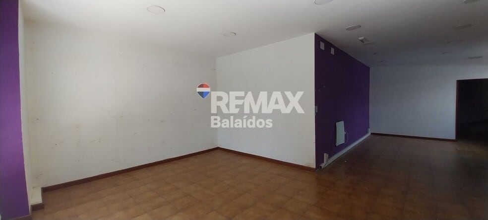 Local en Vigo, Pontevedra en alquiler - Foto del interior - Imagen 3 de 40