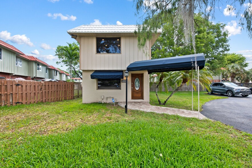 2010 N Andrews Ave, Wilton Manors, FL en venta - Foto del edificio - Imagen 1 de 14