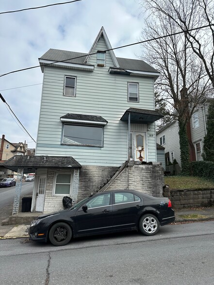 169 N Grant St, Shamokin, PA en venta - Foto del edificio - Imagen 2 de 26