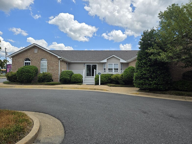 621 Warrenton Rd, Fredericksburg, VA en venta - Foto del edificio - Imagen 3 de 6