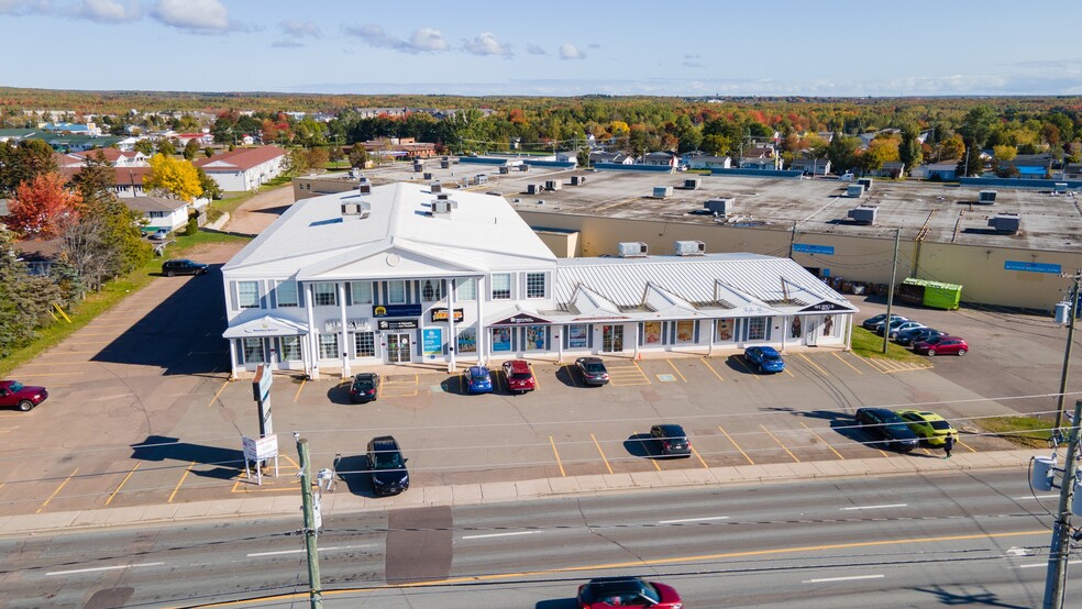 1201 Mountain Rd, Moncton, NB en venta - Foto del edificio - Imagen 1 de 14