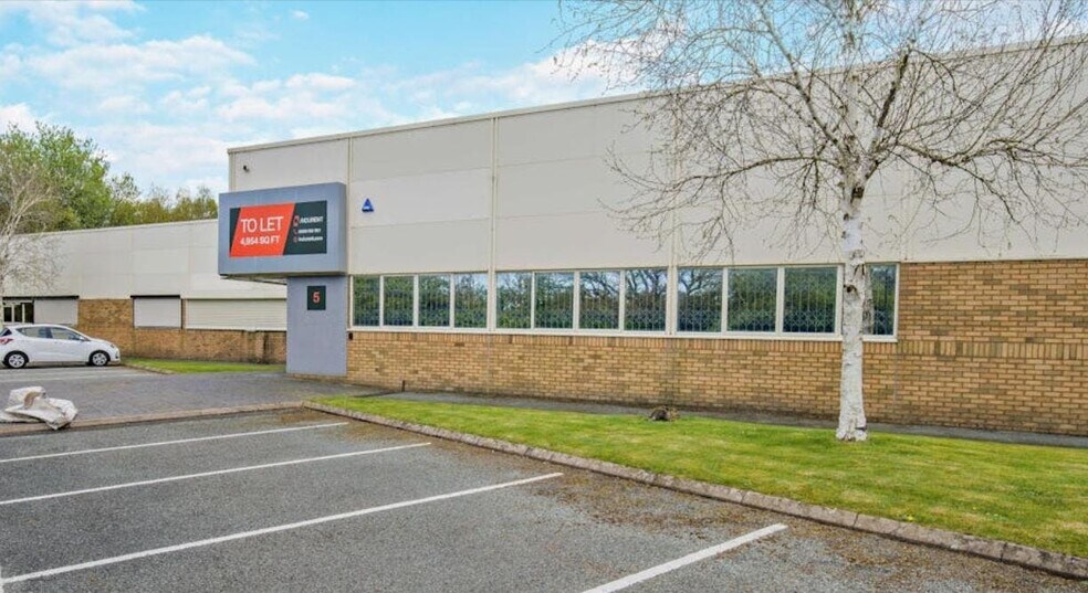 Berkeley Ct, Runcorn en alquiler - Foto del edificio - Imagen 2 de 28