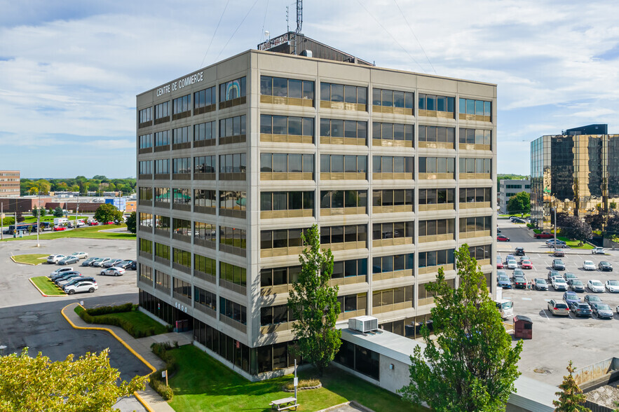 6600 Rte Transcanadienne, Pointe-claire, QC en alquiler - Foto del edificio - Imagen 3 de 5